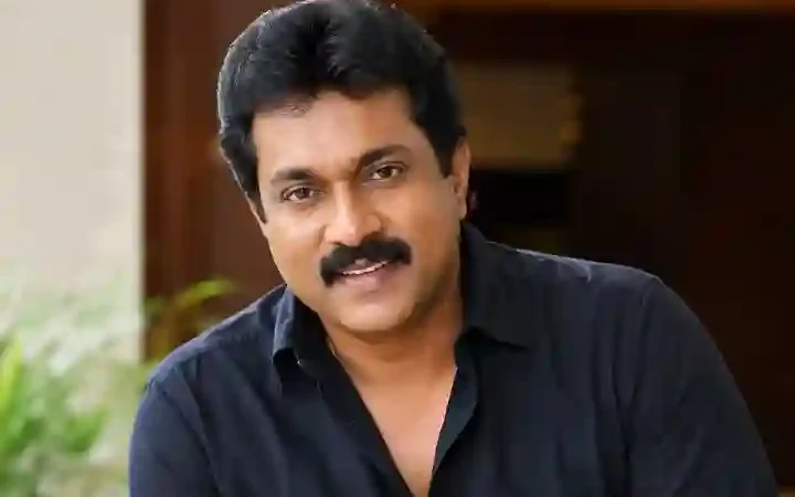 Sunil Biography, Movies, Family, Wife, Education and Net Worth